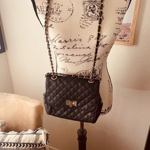 Quilted black bag🌺